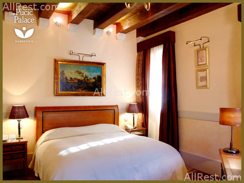 The Pucic Palace Hotel 11